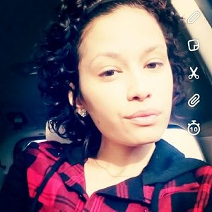 Meet your Posher, Stefani