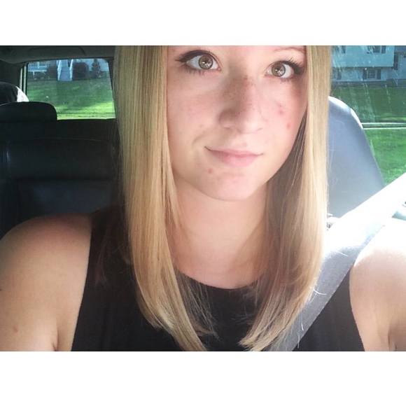 Meet your Posher, Erika - Picture 1 of 1