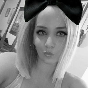 Meet your Posher, Daphne