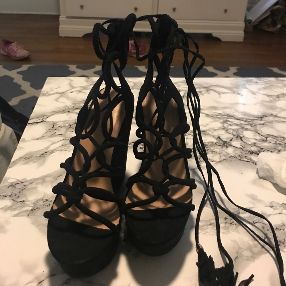 Forever 21/ Wild Diva platforms