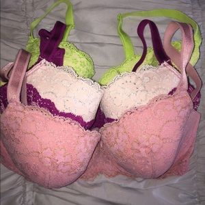 VS Bras