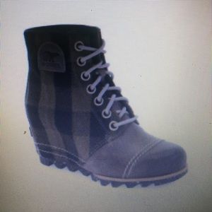 Sorel 1964 Premium Green Plaid Wedge Boot