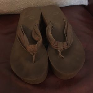 Victoria Secret Brown Platform flip flops