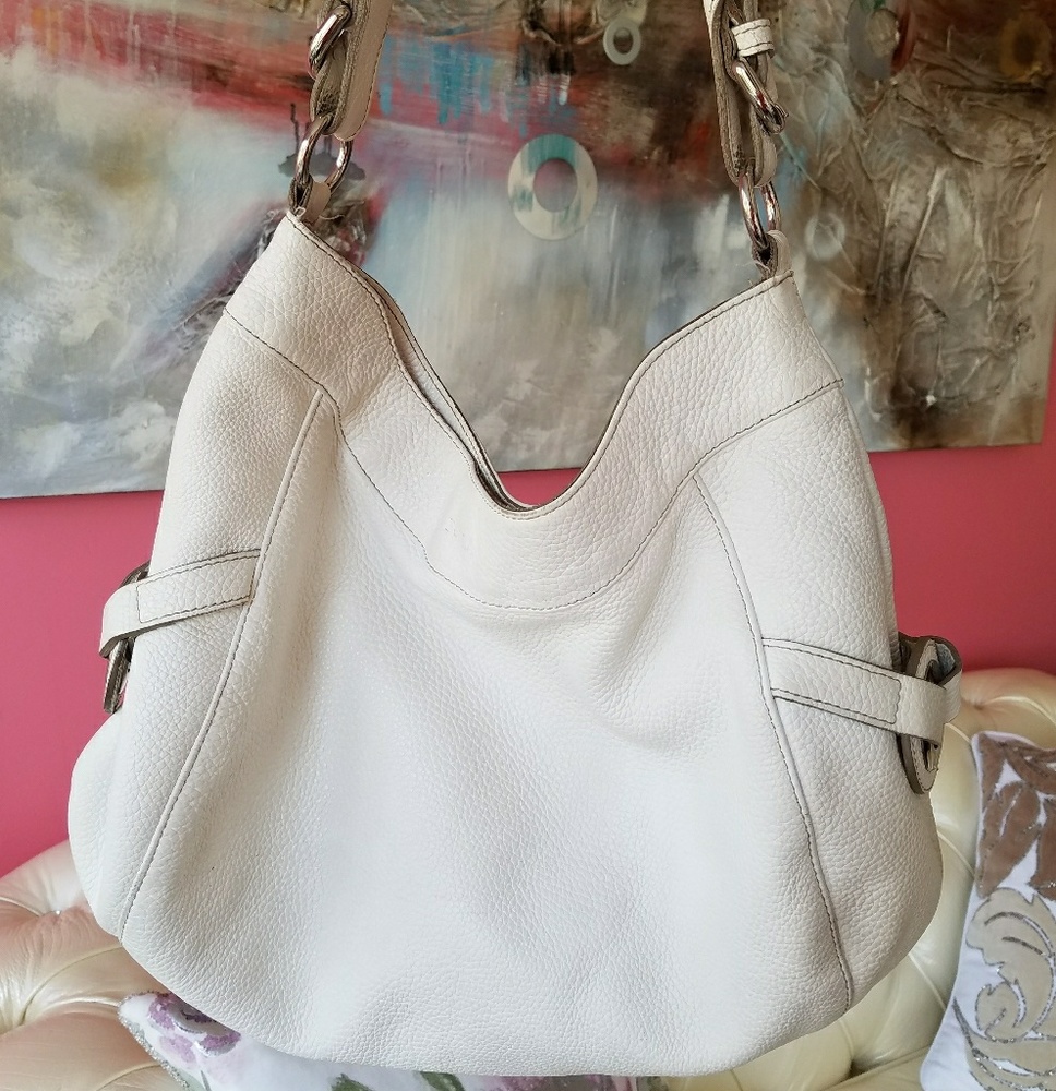 🚨 Authentic 🚨very nice handbag woman