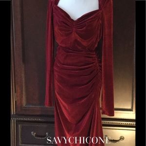 ❤️ GORGEOUS 2 PIECE VELVET BODY SUIT AND SKIRT