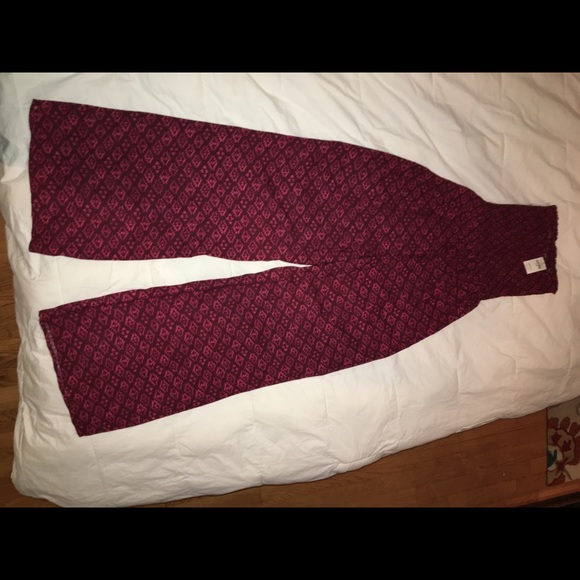 ⚡️SALE⚡️🎄🎁NWT Hollister Jumpsuit - Picture 3 of 5