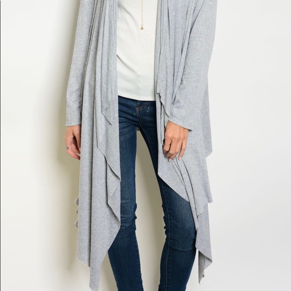 Stunning Light Gray Knit Cardigan - Picture 3 of 4
