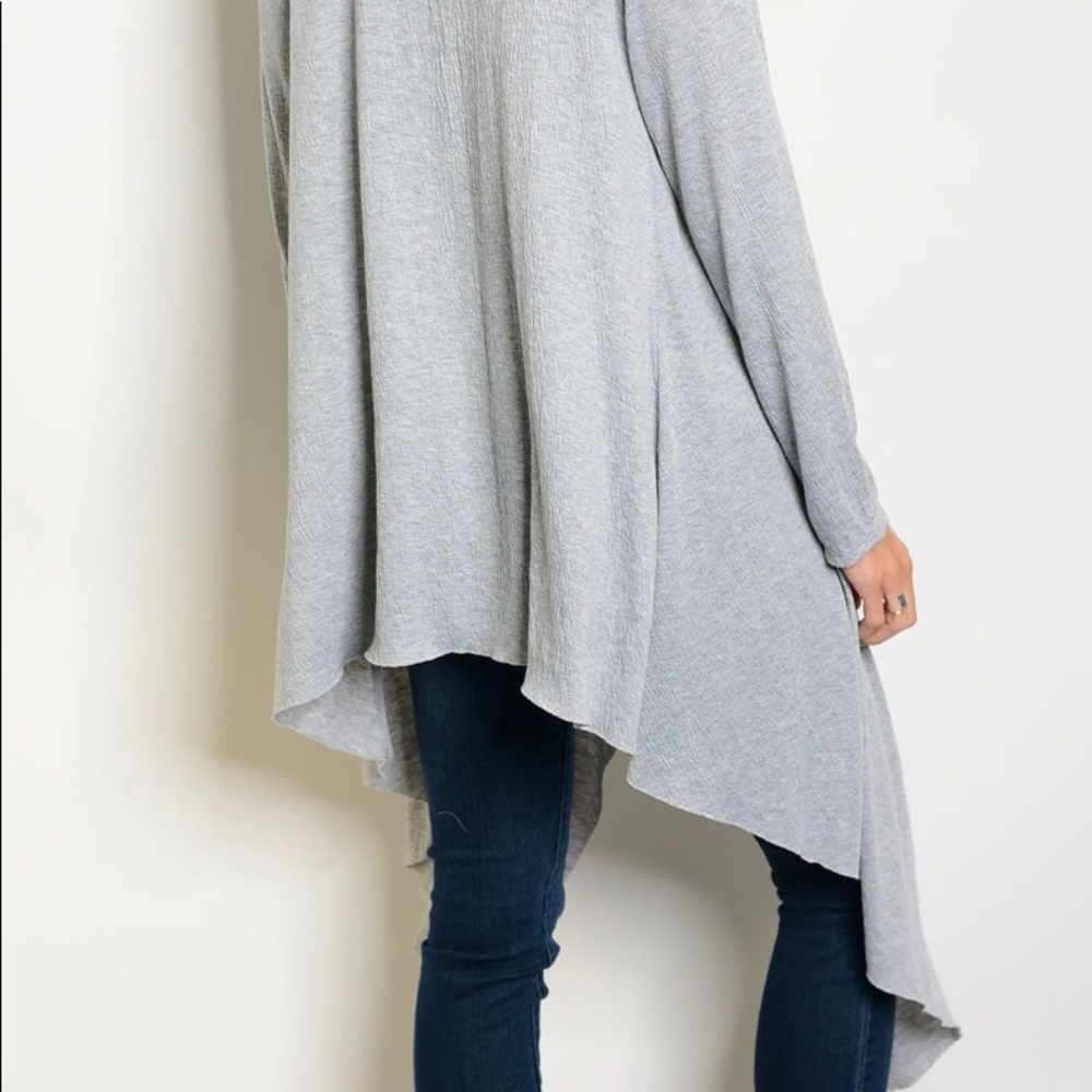 Stunning Light Gray Knit Cardigan - Picture 4 of 4