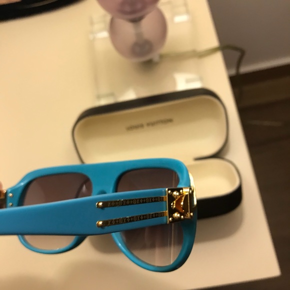 LV sunglasses - Picture 3 of 8
