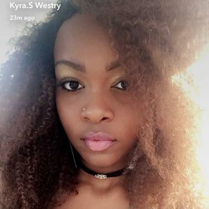 Meet your Posher, Kyra