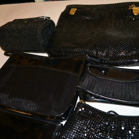 Handbags, Wallets, and Clutches Bundle (20) lot 1 - Picture 7 of 8