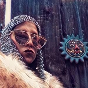 Meet your Posher, Noel