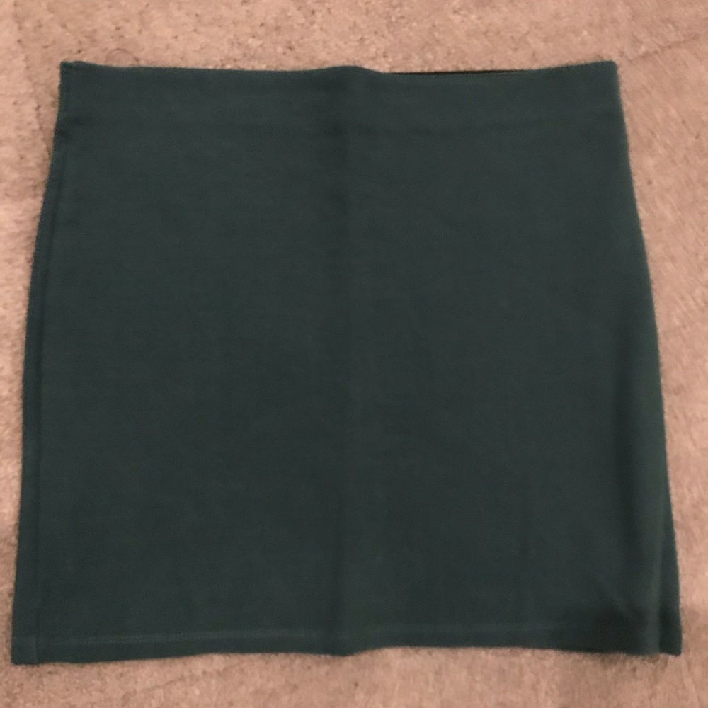 DARK GREEN SKIRT