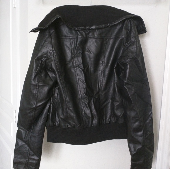 Jacket - Picture 2 of 4