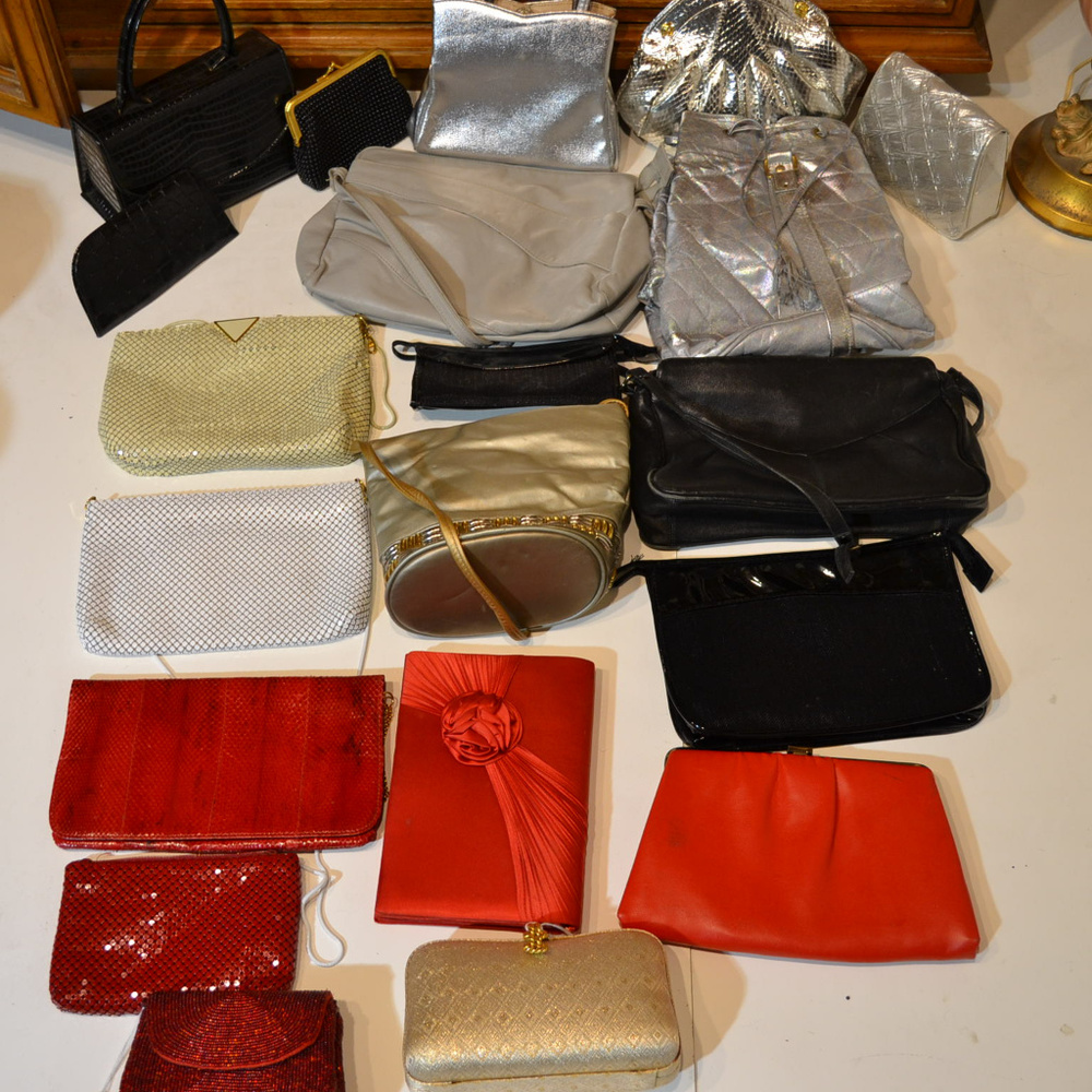 Handbags, Wallets, and Clutches Bundle (20) lot 2