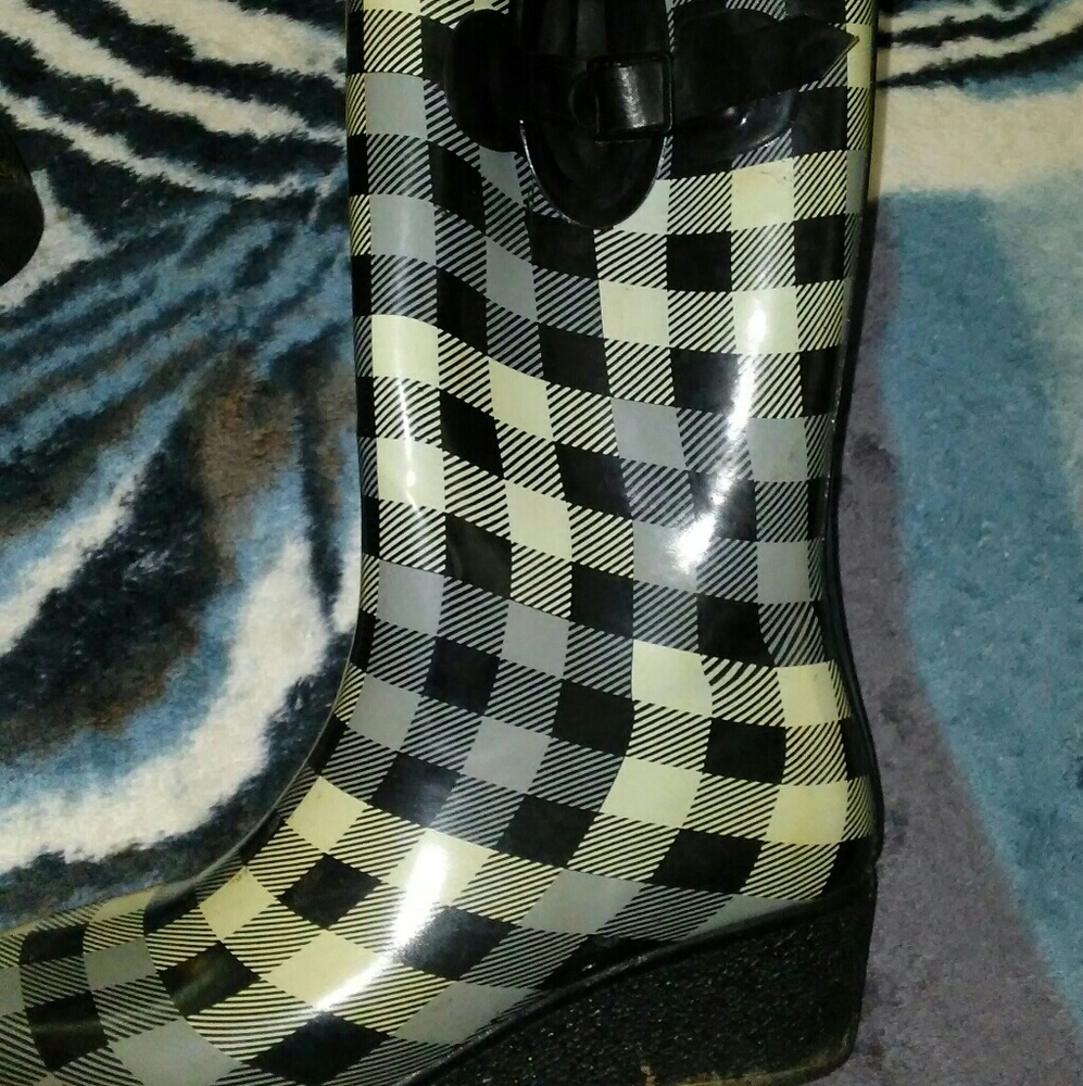 💦RAIN BOOTS💦
