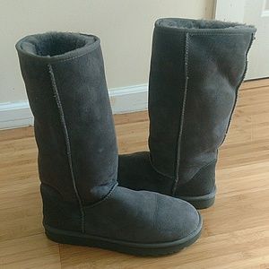 Grey Tall Uggs - Never worn