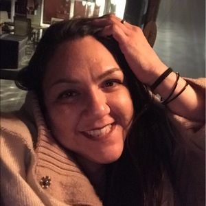 Meet your Posher, Vanessa