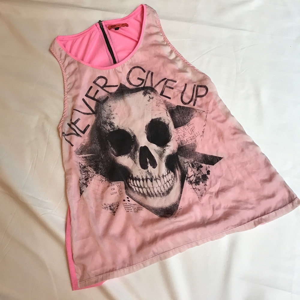 Amazing Punk t-shirt Never give up
