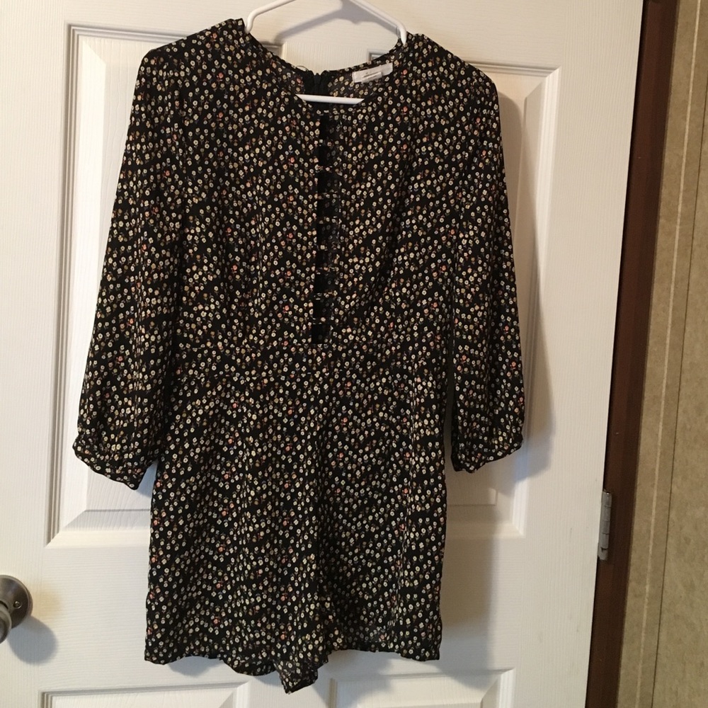 Romper with flower designs