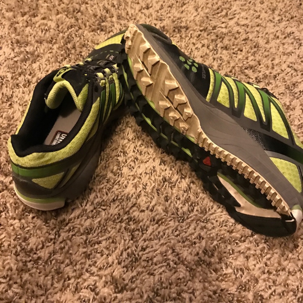 Salomon Women’s Shoe Size 8.5