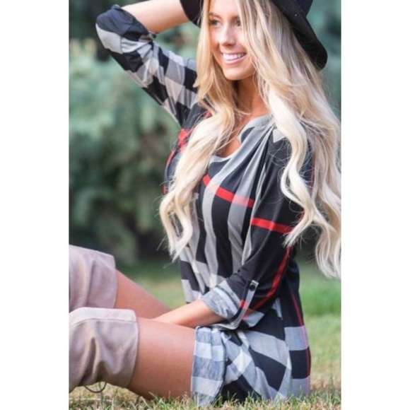 Sold out Plaid long sleeve dress in Black Gorgeous - Picture 3 of 4