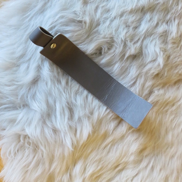 SOLD  Ann Taylor Wide Taupe Leather Cuff Bracelet - Picture 4 of 8