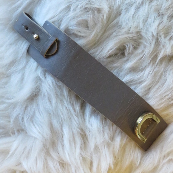 SOLD  Ann Taylor Wide Taupe Leather Cuff Bracelet - Picture 3 of 8