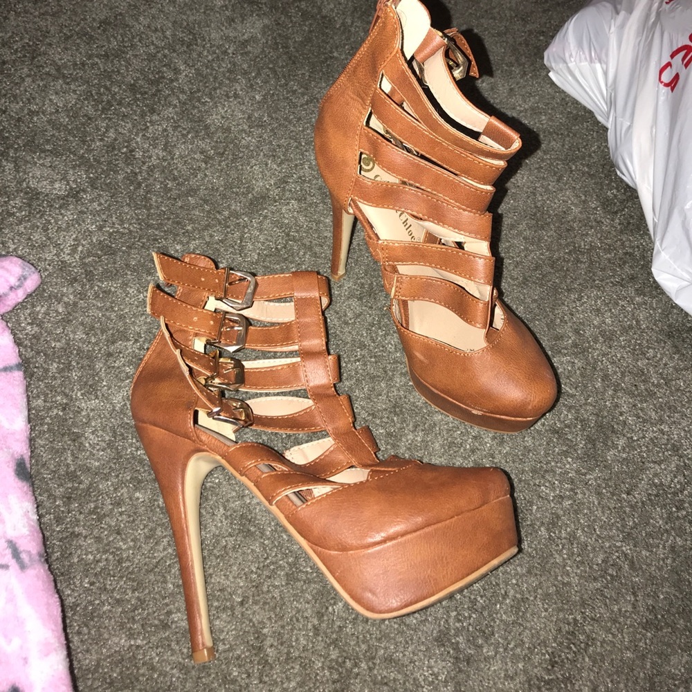 High heel shoe