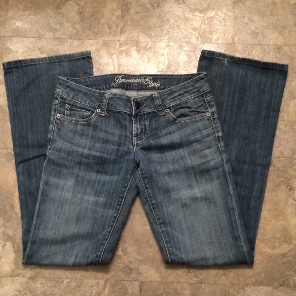 American Eagle size 4L favorite boyfriend fit
