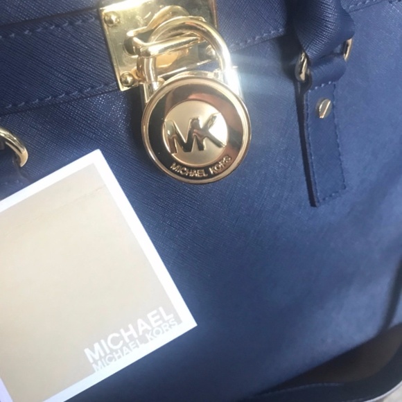 Michael Kors Handbags - MICHAEL KORS HAMILTON LARGE