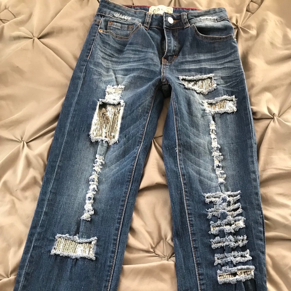 L&B cropped jeans with sequins!