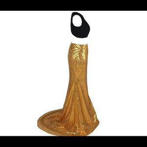 Prom / homecoming / formal gown