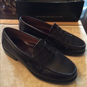 Men’s Bostonian Loafer “Lakewood” Burgundy Size 9M