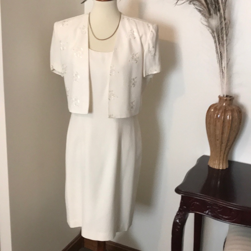John Roberts size 8 - 2pc. Dress
