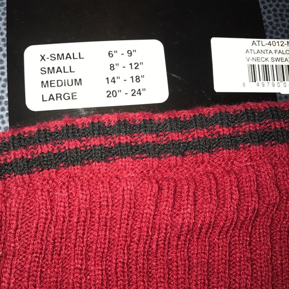 Falcons sweater vest for dogs - Picture 2 of 4