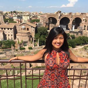 Meet your Posher, Leah