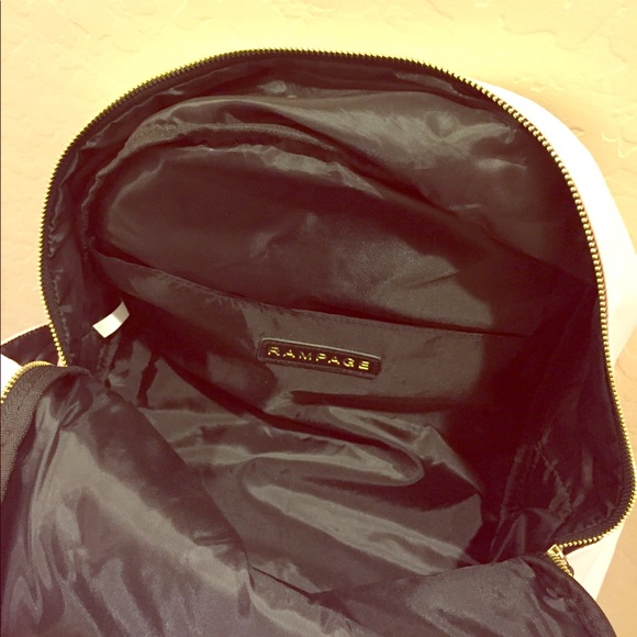🎉HP🎉 🎒Rampage Backpack🎒 - Picture 6 of 8