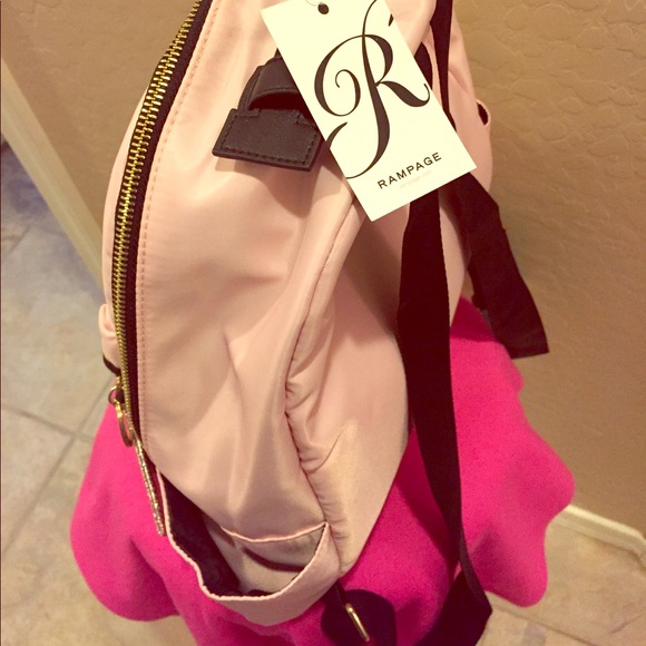 🎉HP🎉 🎒Rampage Backpack🎒 - Picture 4 of 8