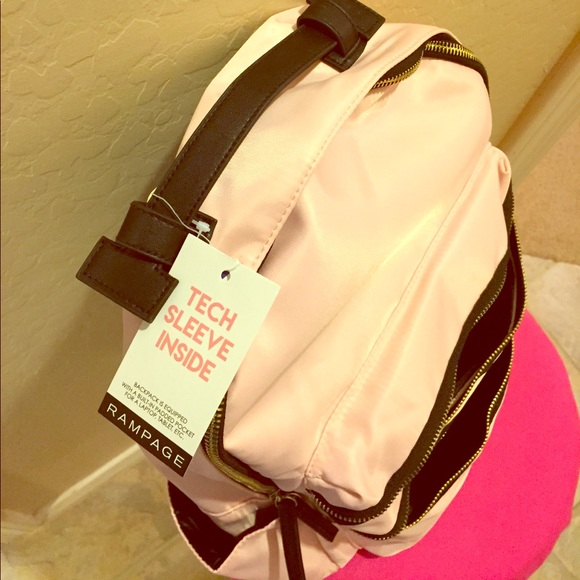 🎉HP🎉 🎒Rampage Backpack🎒 - Picture 5 of 8