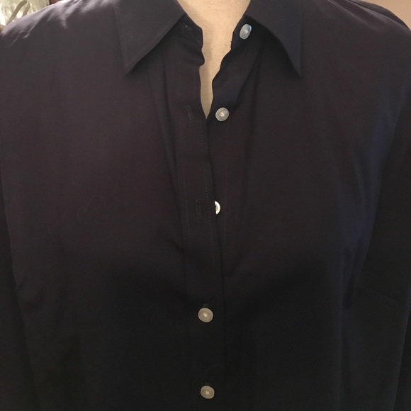 Navy blue button top - Picture 2 of 4