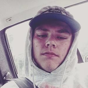 Meet your Posher, Max