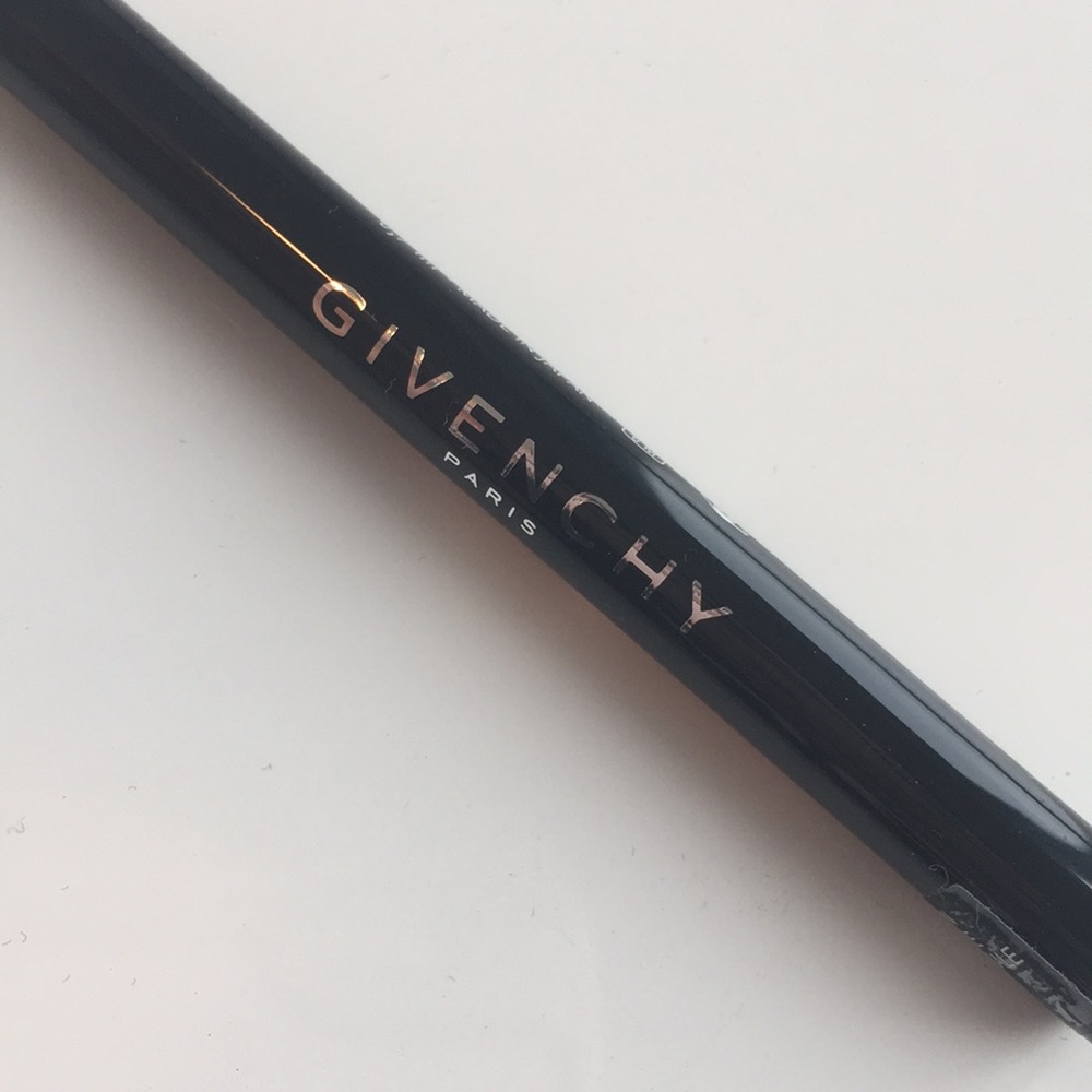 Givenchy liner couture felt tip liner