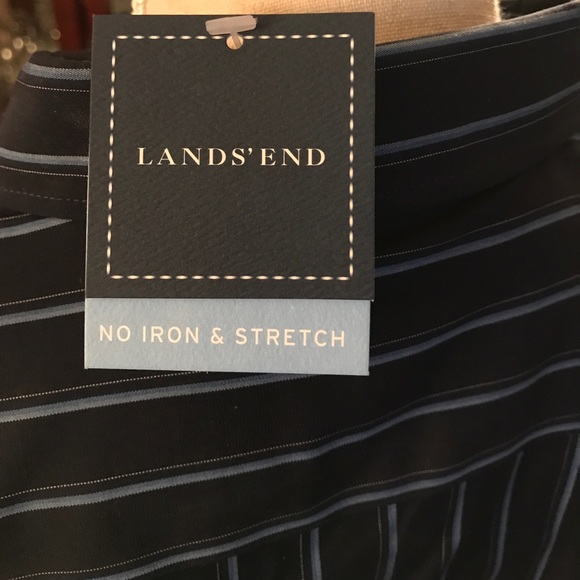 Button down blouse - Picture 5 of 5