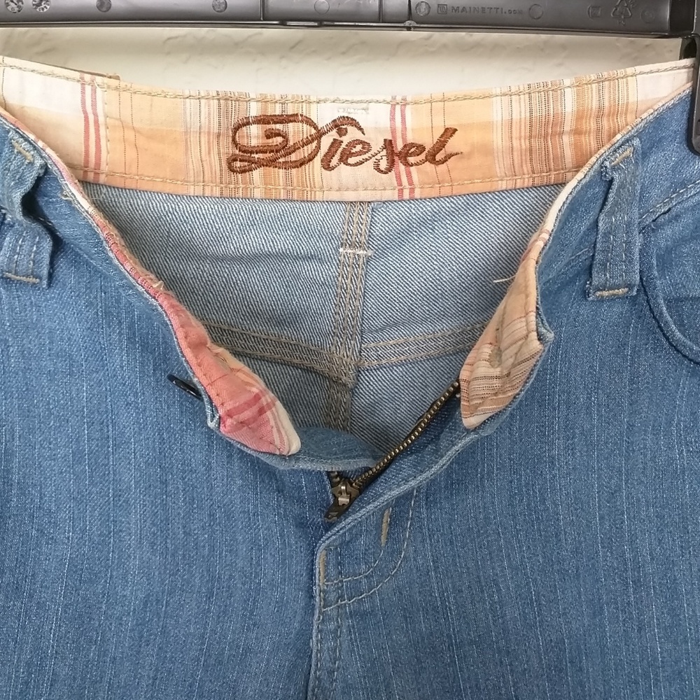 Jeans - Picture 2 of 3
