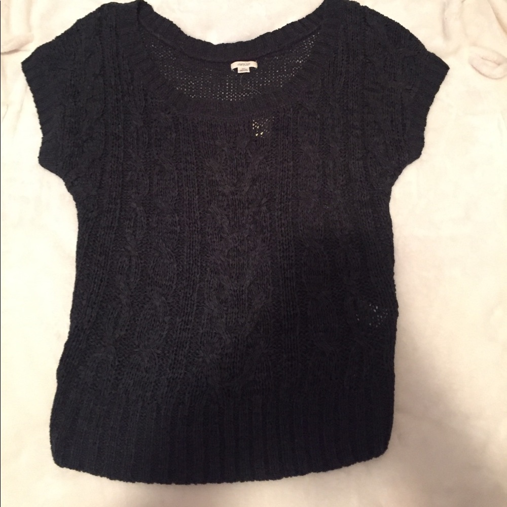 Navy short sleeved sweater
