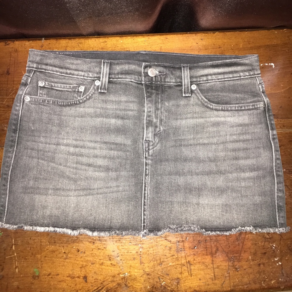 Levi’s cutoff mini skirt