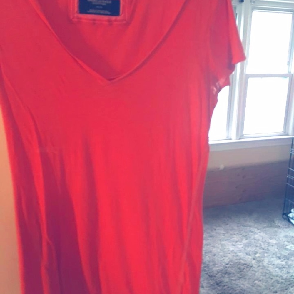 American Eagle Size Medium Pink T-shirt