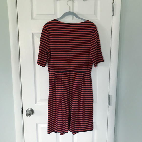 Old Navy Red and Navy Stripe casual dress, LG - Picture 2 of 2