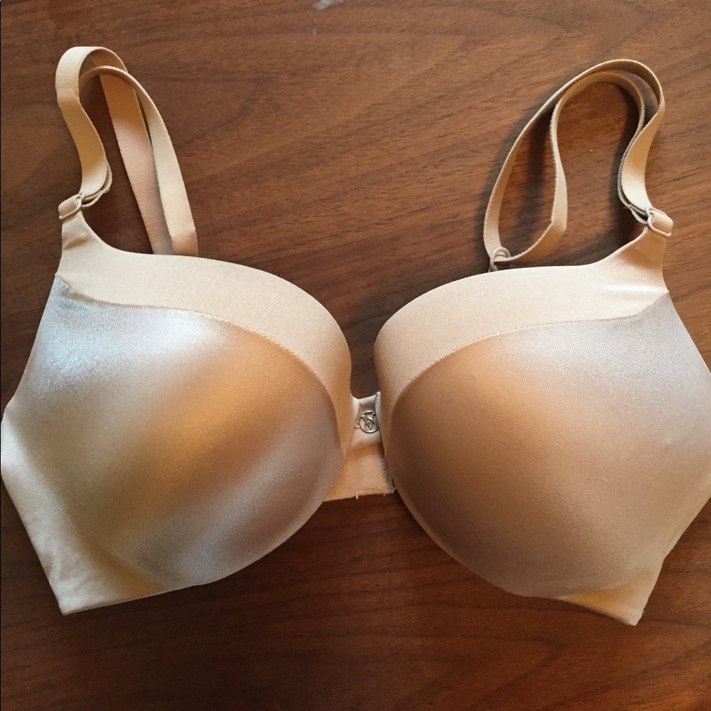 32 C VS So Obsessed memory foam push up